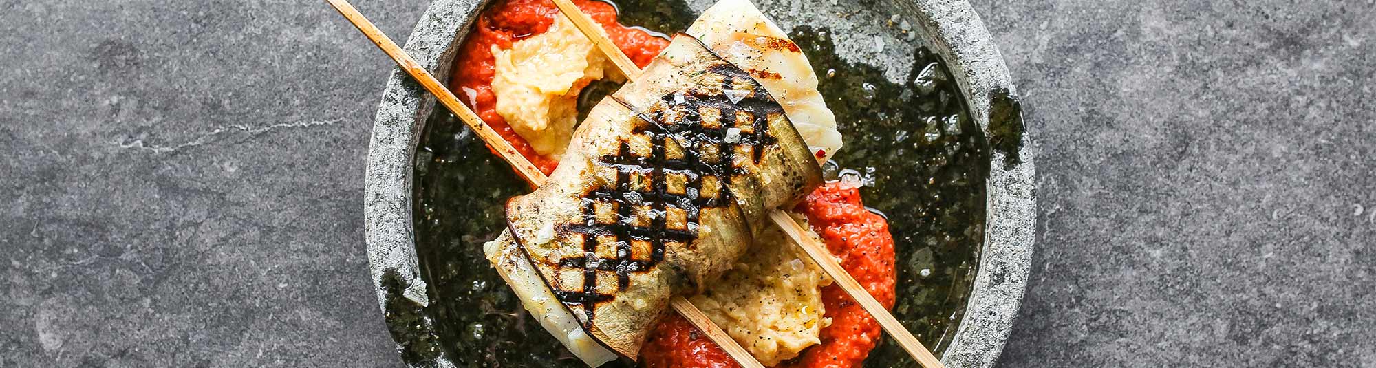 Grillad torskrygg rullad i aubergine