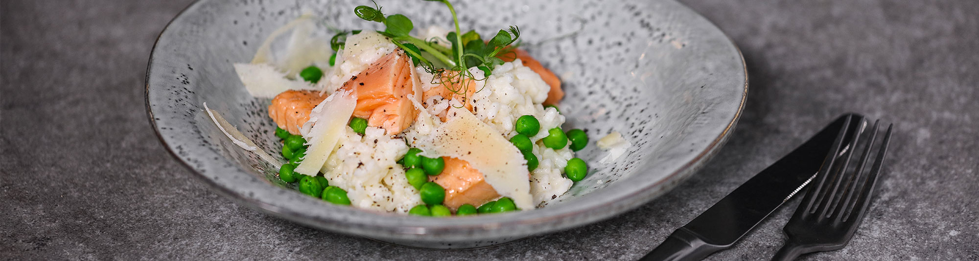 Lax med Ebbaärtsrisotto