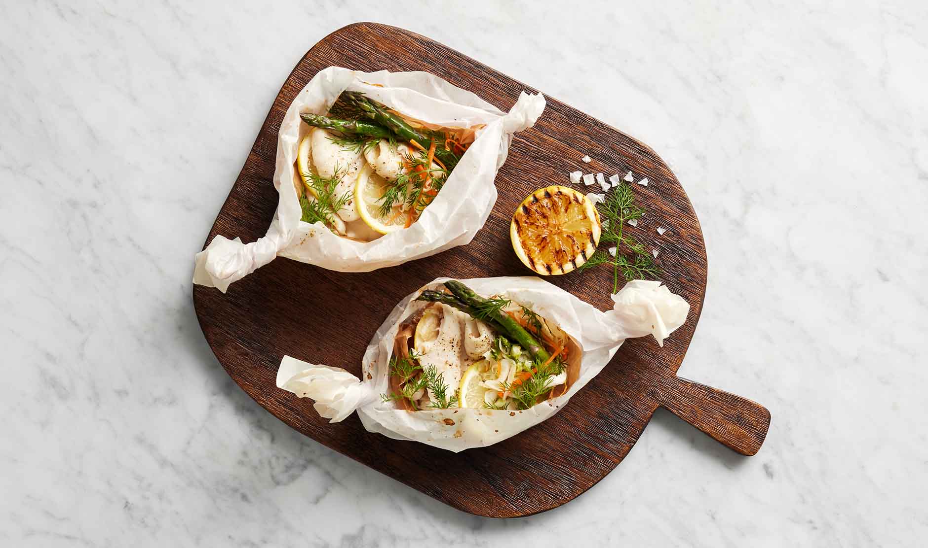 Fiskpaket med spätta och fänkål