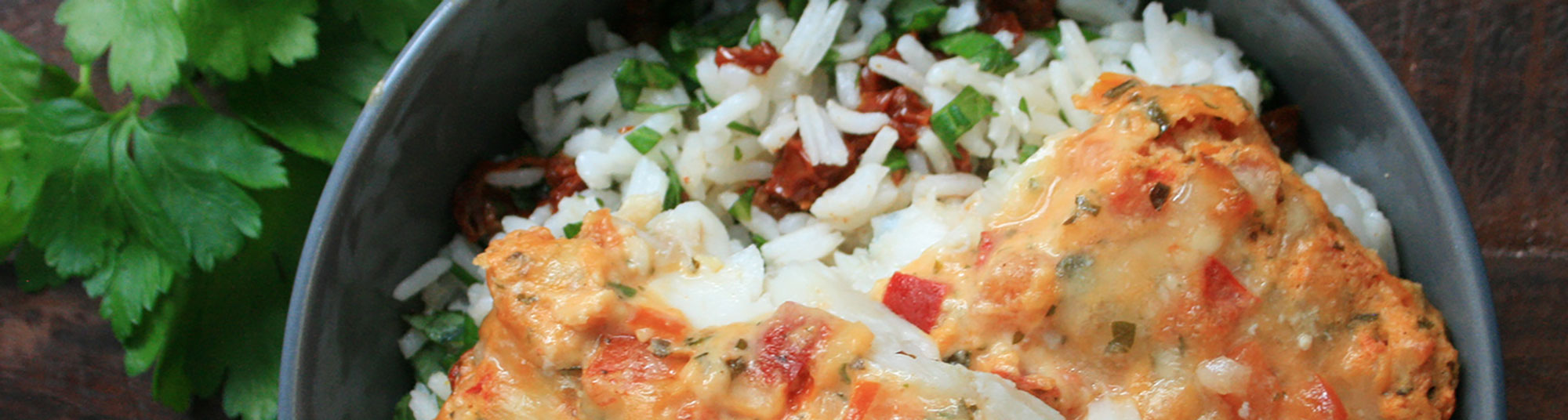 Ugnsbakad fisk med tomat & ris