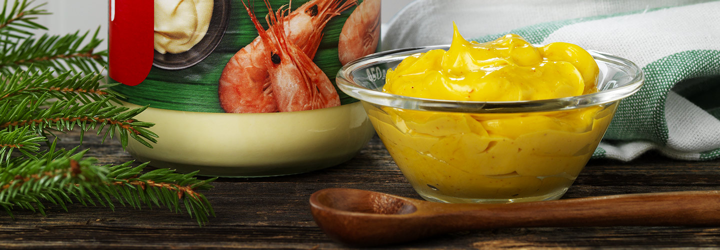 Julmajonnäs med smak av saffran och apelsin