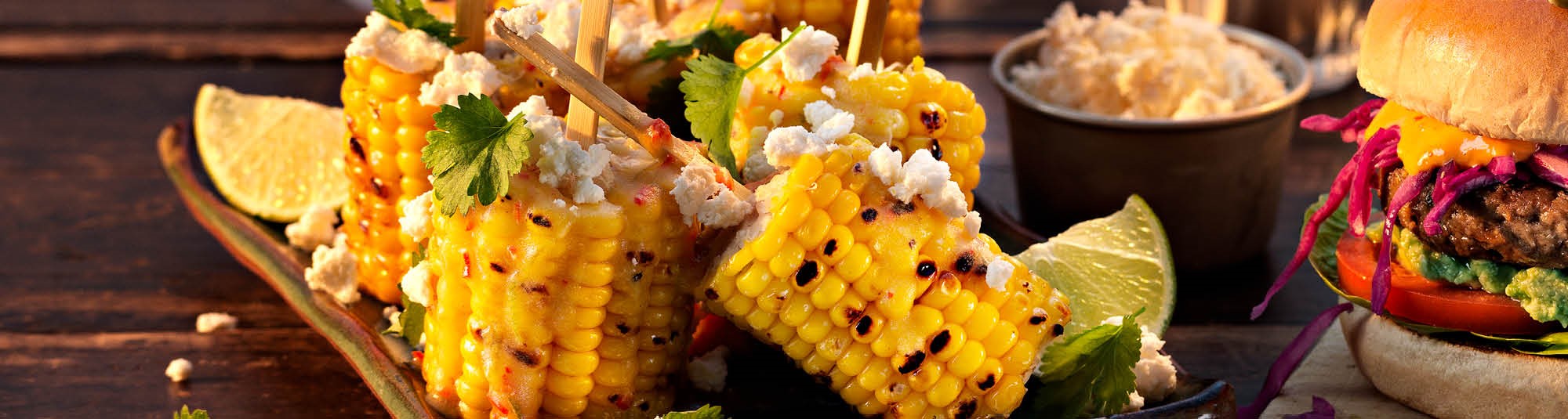 Grillad majs med lime, chili och koriandersmör