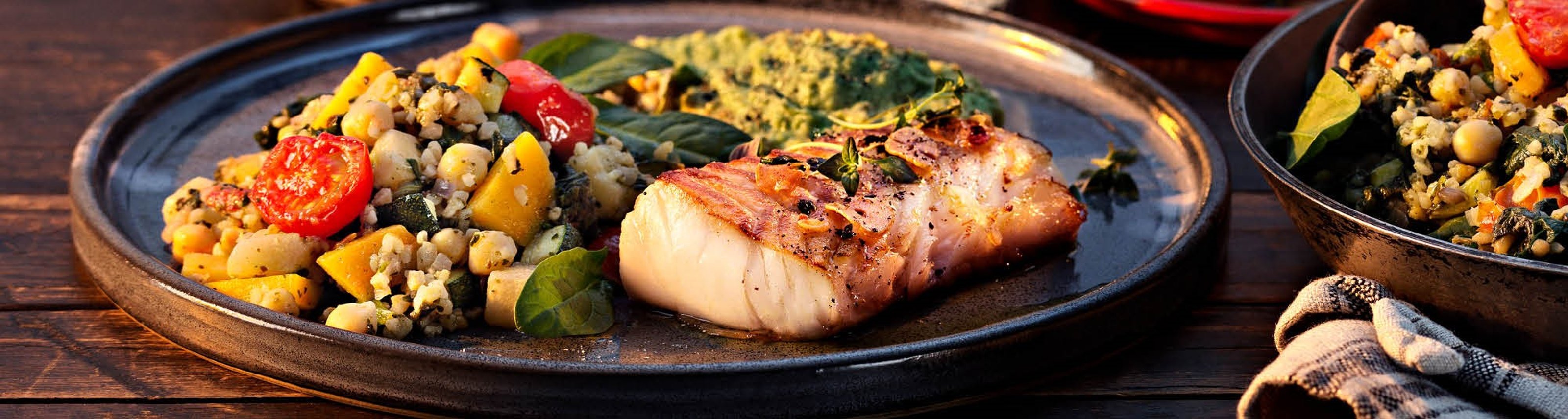Torskrygg med Veggie Sides.jpg