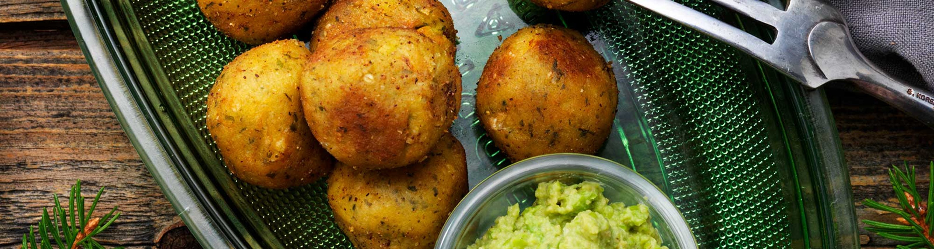 Julkryddad-falafel-med-artdipp.jpg